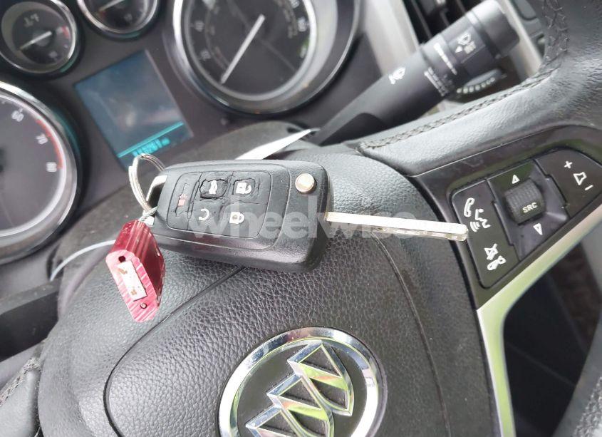 Photo 11 of 2014 Buick Verano (VIN 1G4PP5SK1E4106538)