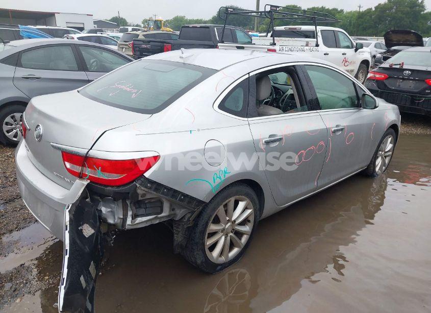 Photo 4 of 2014 Buick Verano (VIN 1G4PP5SK1E4106538)
