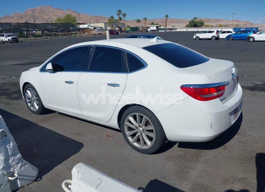 Photo 3 of 2014 Buick Verano (VIN 1G4PP5SK1E4134517)