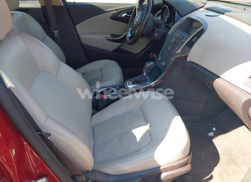 Photo 5 of 2014 Buick Verano (VIN 1G4PP5SK1E4157067)