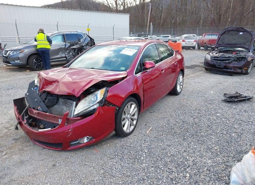 Photo 2 of 2014 Buick Verano (VIN 1G4PP5SK1E4235928)