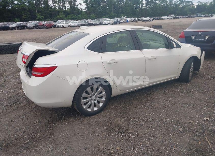 Photo 4 of 2015 Buick Verano (VIN 1G4PP5SK1F4192824)