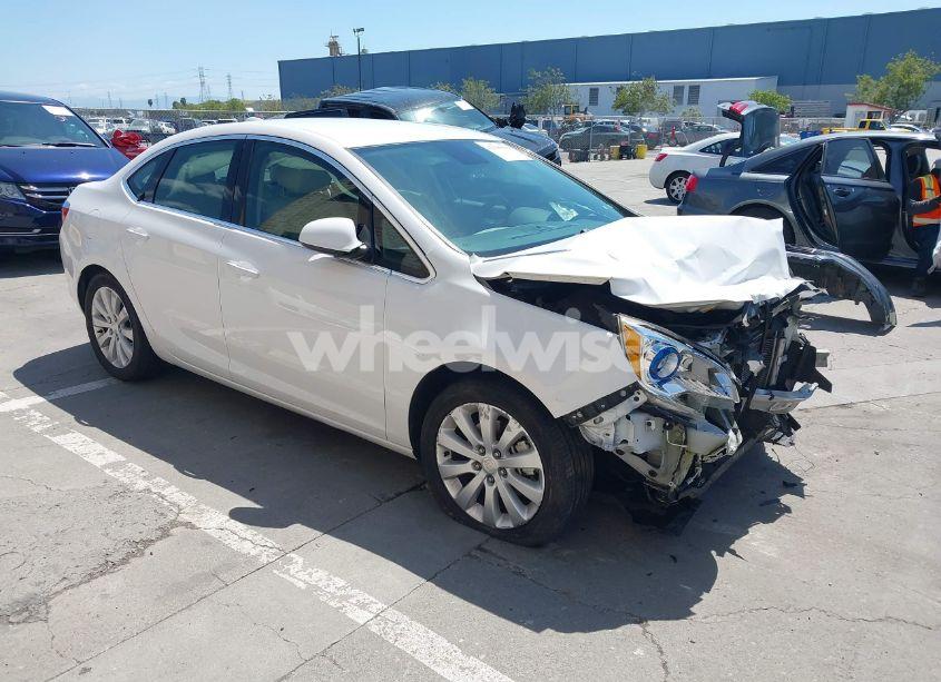 2015 Buick Verano (VIN 1G4PP5SK1F4194086) main photo