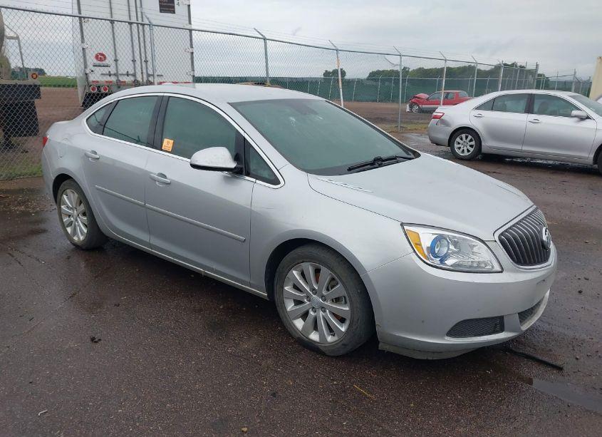 2015 Buick Verano (VIN 1G4PP5SK1F4219746) main photo