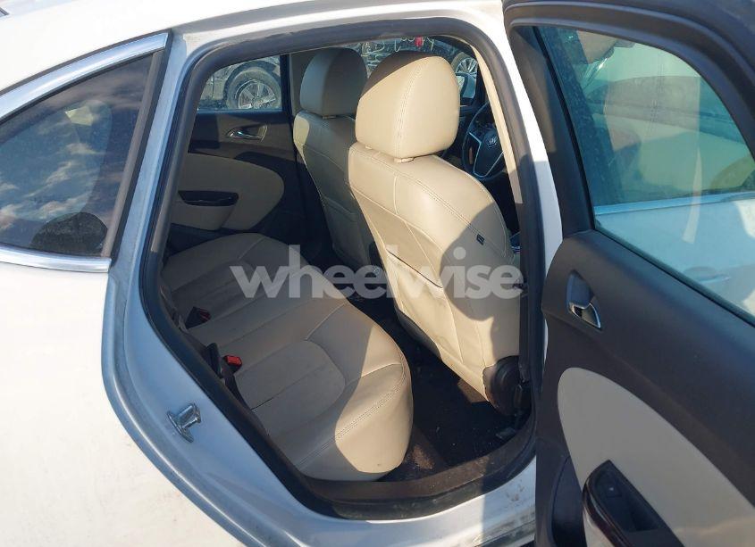 Photo 8 of 2016 Buick Verano (VIN 1G4PP5SK1G4117137)