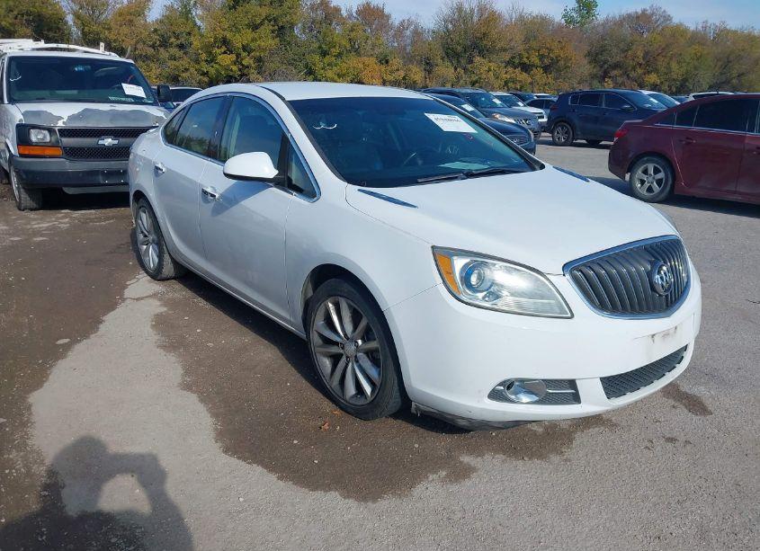 2012 Buick Verano (VIN 1G4PP5SK2C4172657) main photo