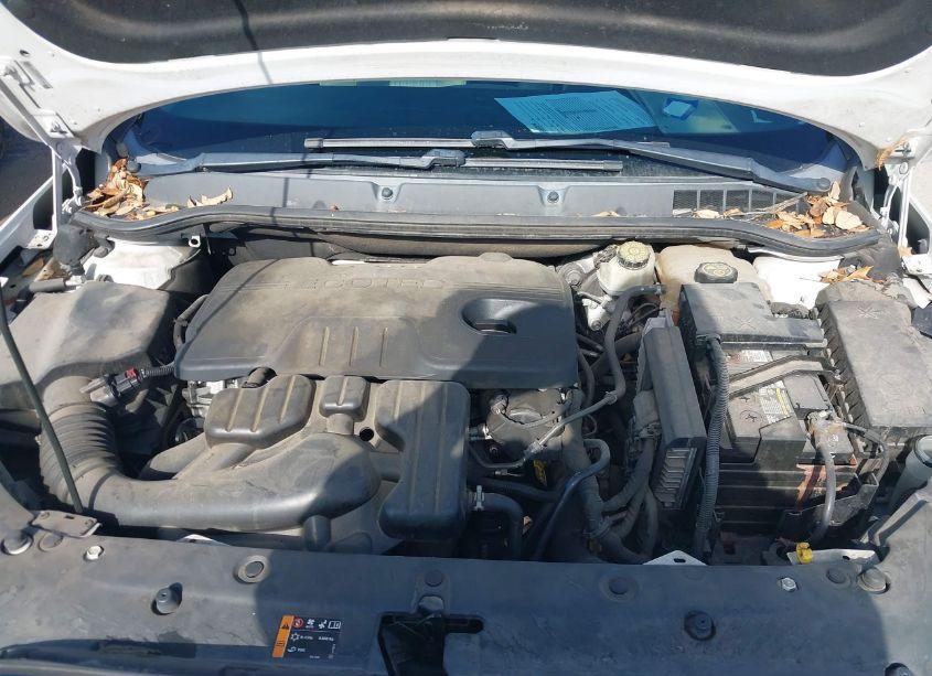 Photo 10 of 2012 Buick Verano (VIN 1G4PP5SK2C4172657)