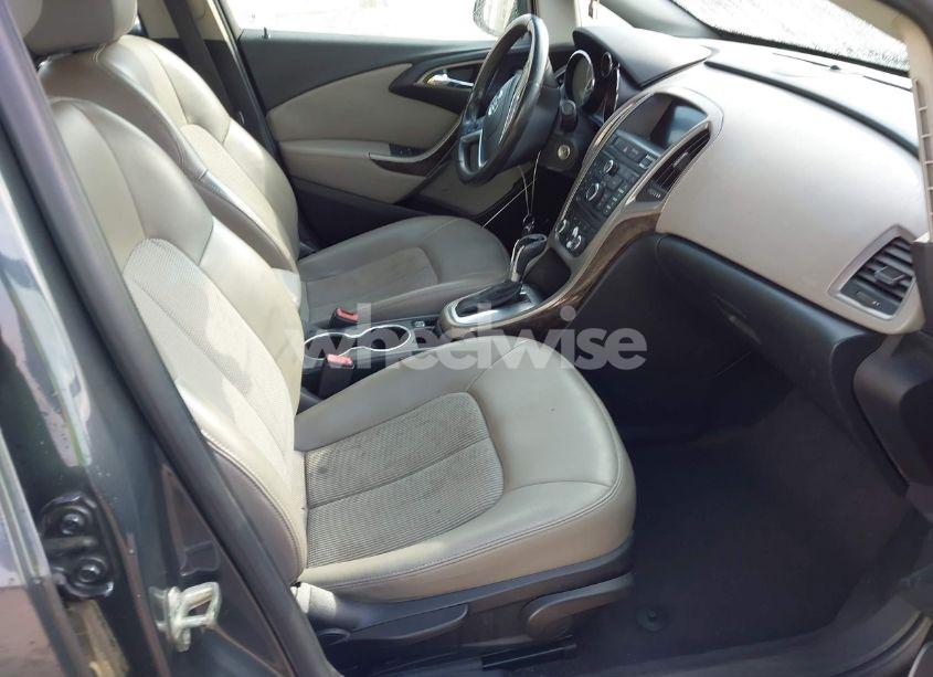 Photo 5 of 2012 Buick Verano (VIN 1G4PP5SK2C4221078)