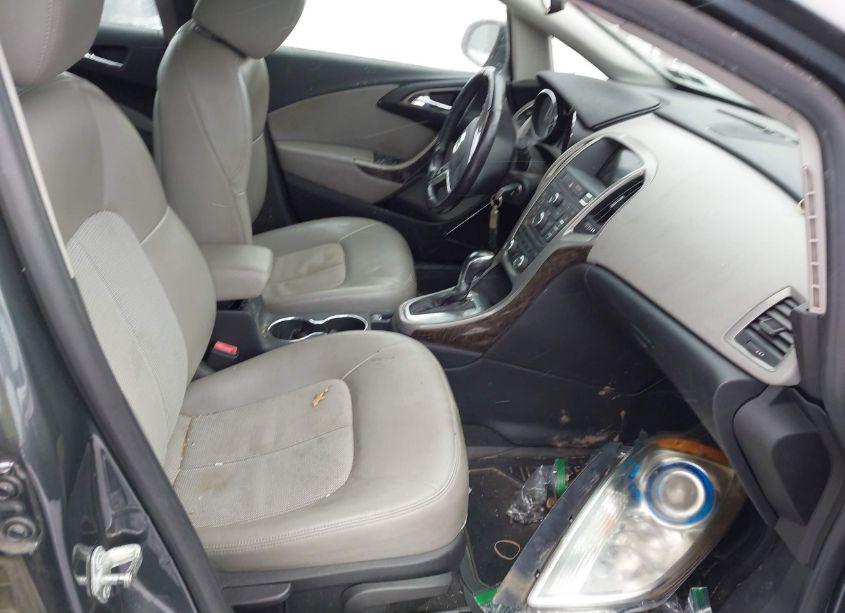 Photo 5 of 2012 Buick Verano (VIN 1G4PP5SK2C4224871)