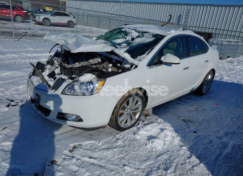 Photo 2 of 2013 Buick Verano (VIN 1G4PP5SK2D4127168)