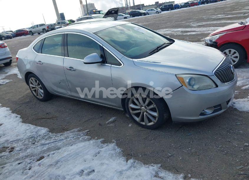 2013 Buick Verano (VIN 1G4PP5SK2D4139174) main photo