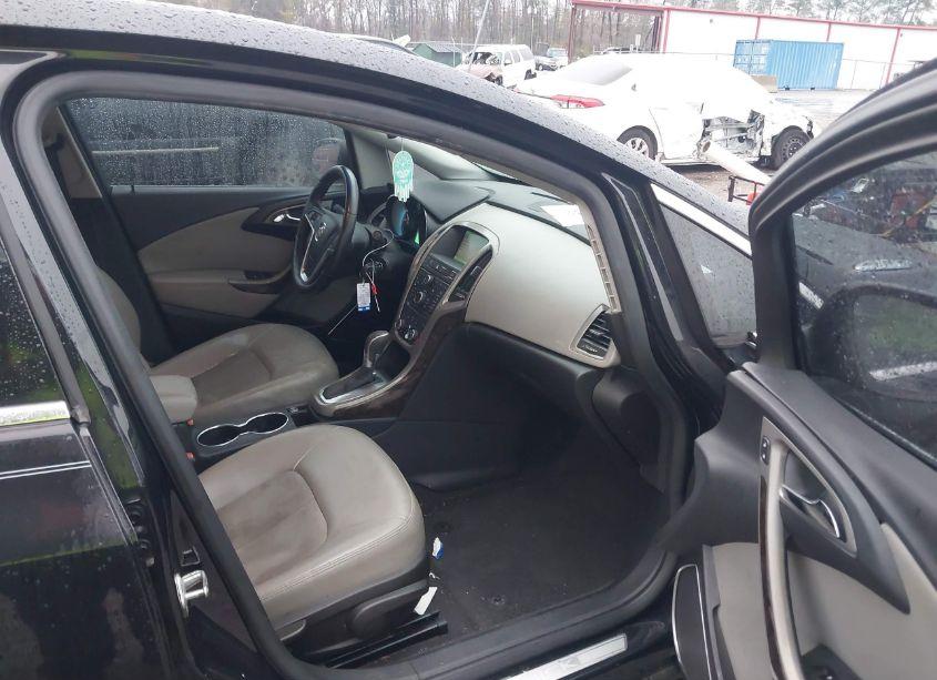 Photo 5 of 2013 Buick Verano (VIN 1G4PP5SK2D4141183)