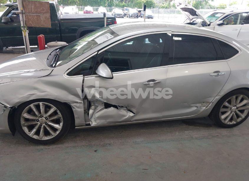 Photo 14 of 2014 Buick Verano (VIN 1G4PP5SK2E4118617)