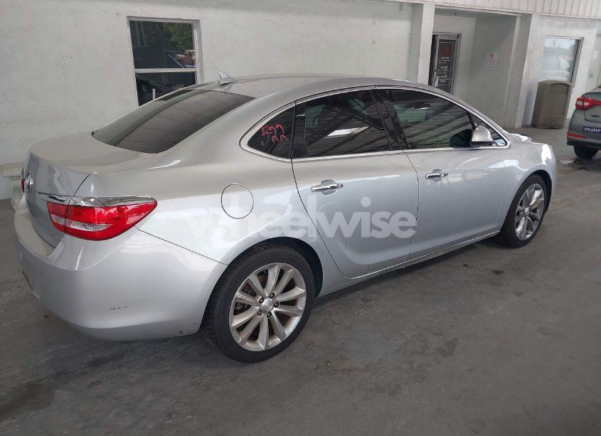 Photo 4 of 2014 Buick Verano (VIN 1G4PP5SK2E4118617)
