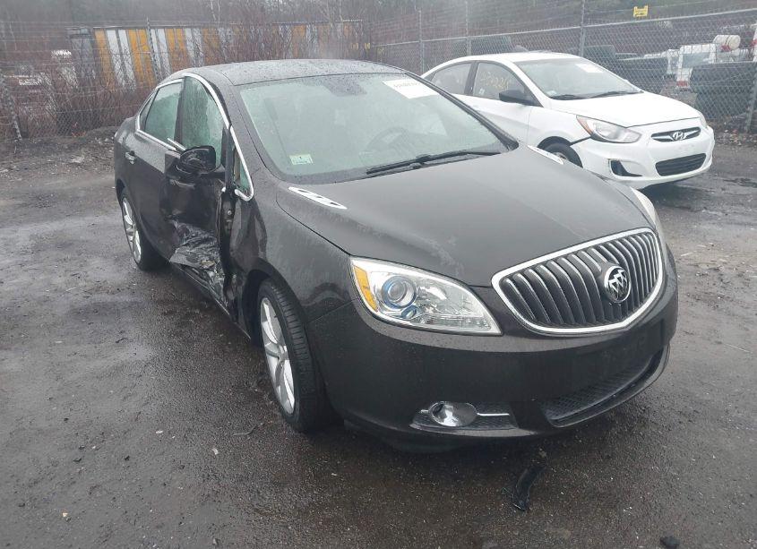 2014 Buick Verano (VIN 1G4PP5SK2E4134140) main photo