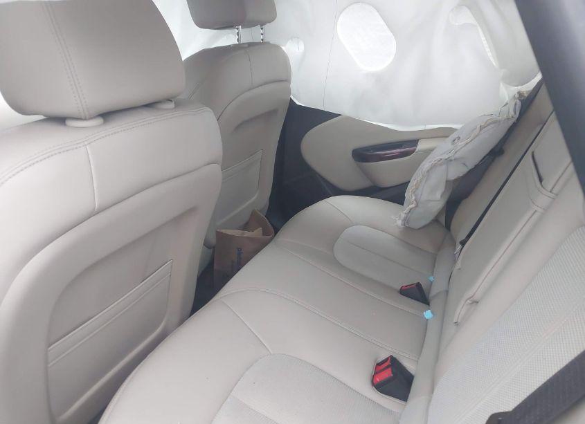 Photo 8 of 2014 Buick Verano (VIN 1G4PP5SK2E4134140)