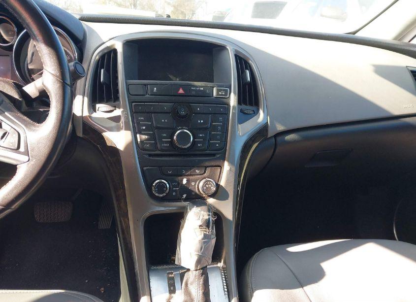 Photo 16 of 2014 Buick Verano (VIN 1G4PP5SK2E4197528)