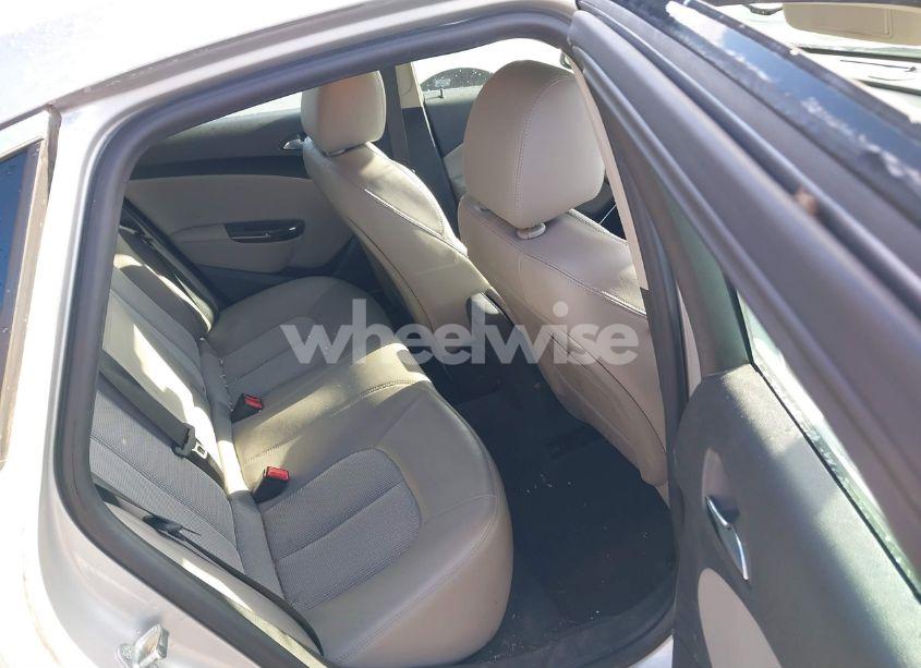 Photo 8 of 2014 Buick Verano (VIN 1G4PP5SK2E4218247)