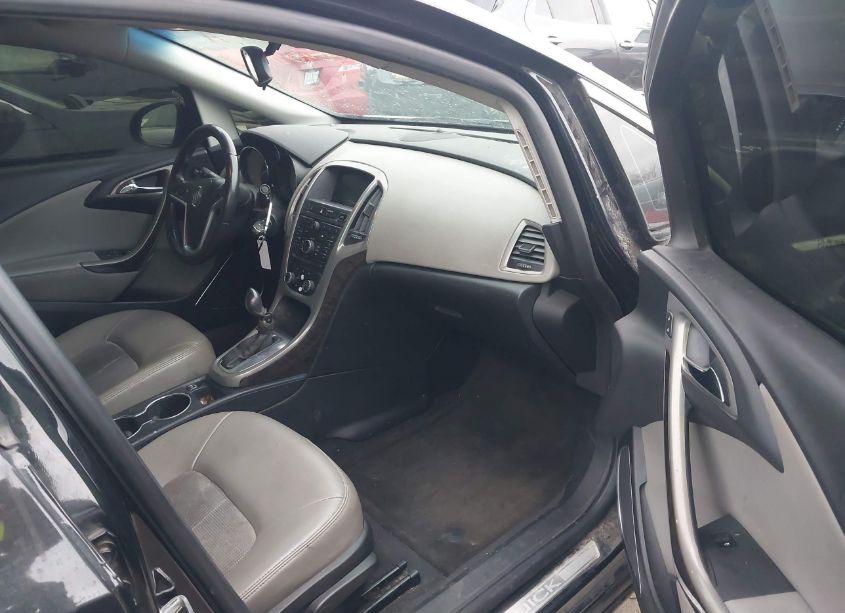 Photo 5 of 2015 Buick Verano (VIN 1G4PP5SK2F4121339)