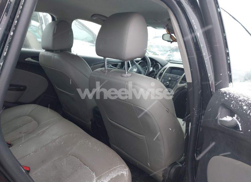 Photo 8 of 2015 Buick Verano (VIN 1G4PP5SK2F4201725)