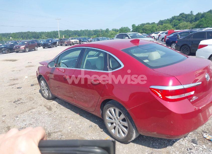 Photo 3 of 2016 Buick Verano (VIN 1G4PP5SK2G4100301)