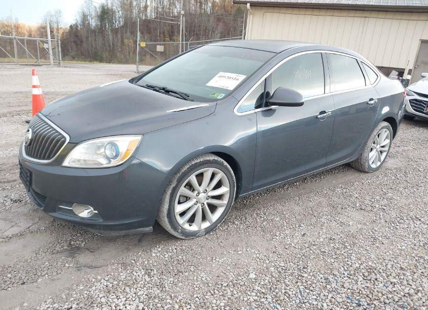 Photo 2 of 2012 Buick Verano (VIN 1G4PP5SK3C4218030)
