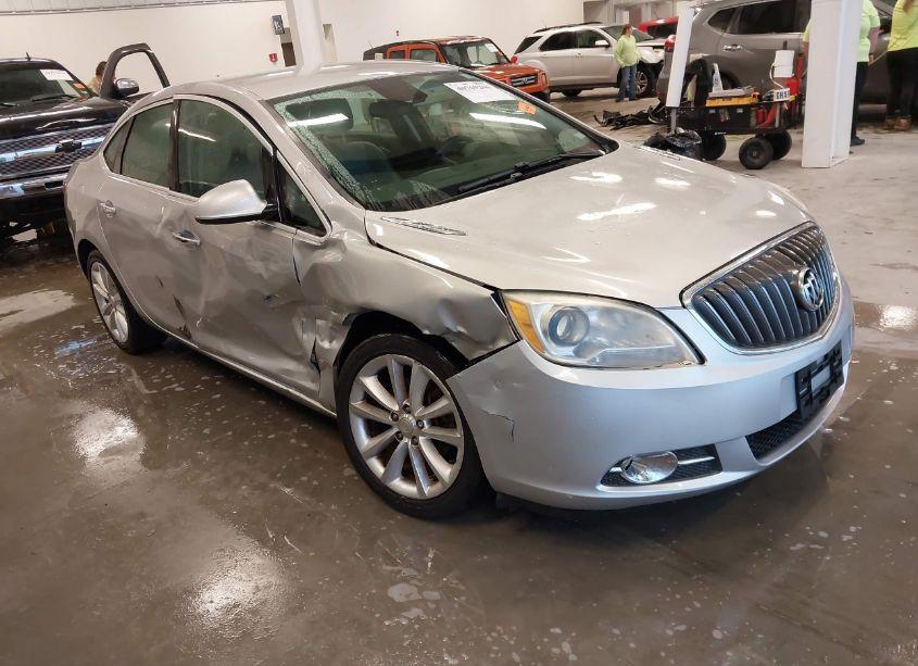 2013 Buick Verano (VIN 1G4PP5SK3D4220653) main photo