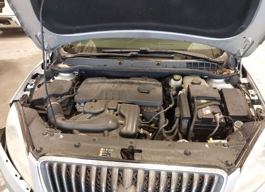 Photo 10 of 2013 Buick Verano (VIN 1G4PP5SK3D4220653)