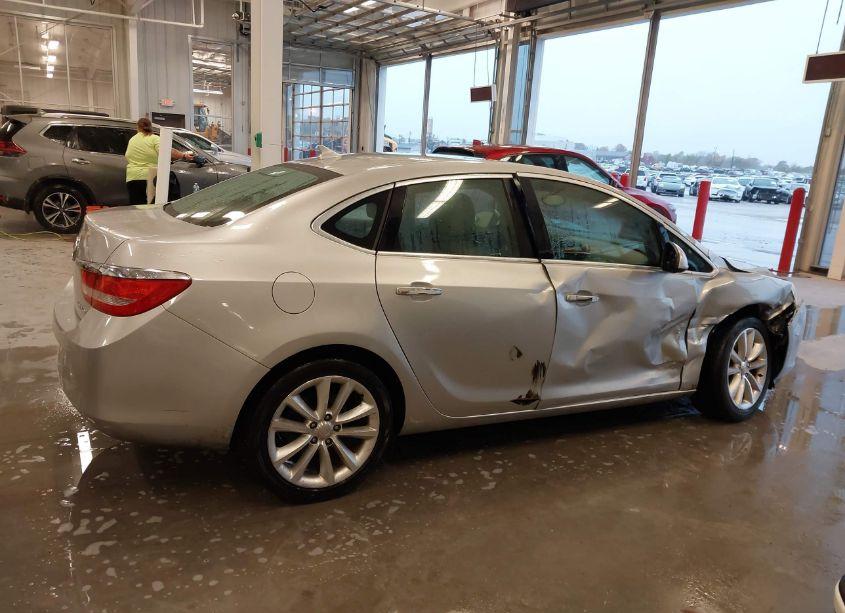 Photo 13 of 2013 Buick Verano (VIN 1G4PP5SK3D4220653)