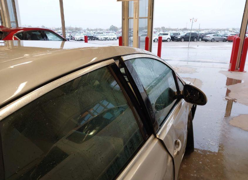 Photo 18 of 2013 Buick Verano (VIN 1G4PP5SK3D4220653)