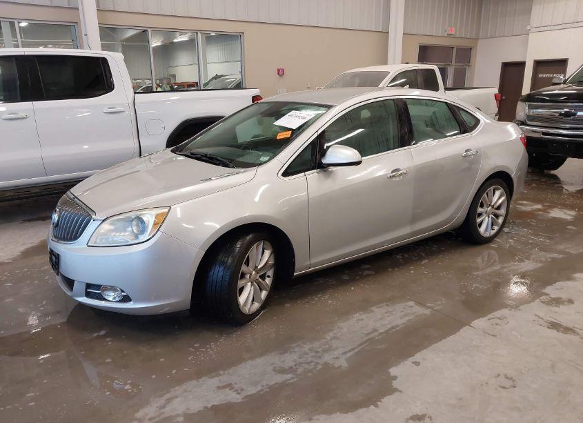 Photo 2 of 2013 Buick Verano (VIN 1G4PP5SK3D4220653)