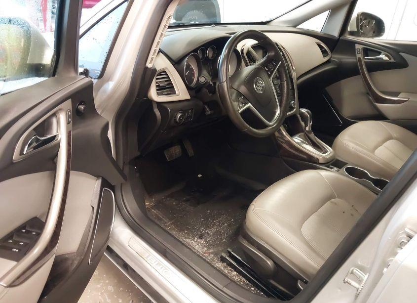 Photo 5 of 2013 Buick Verano (VIN 1G4PP5SK3D4220653)