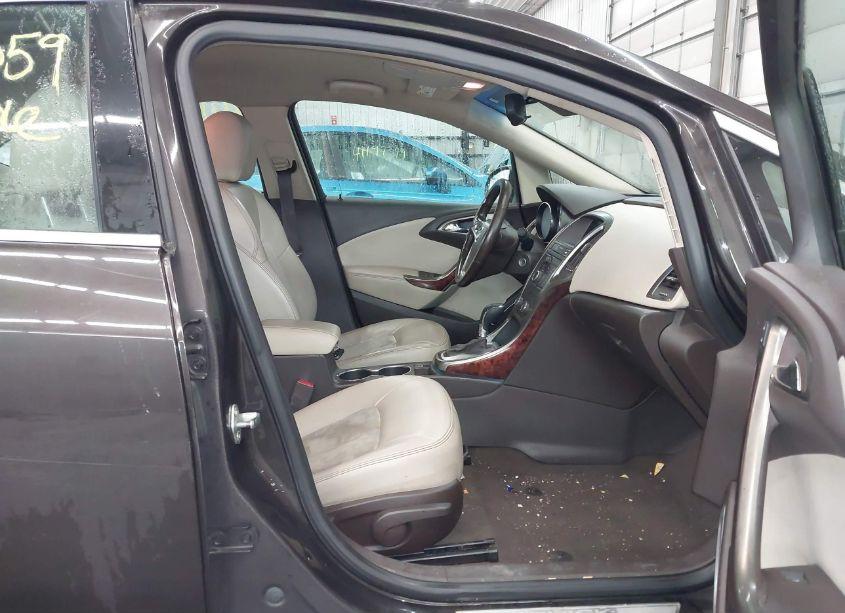 Photo 5 of 2014 Buick Verano (VIN 1G4PP5SK3E4128508)