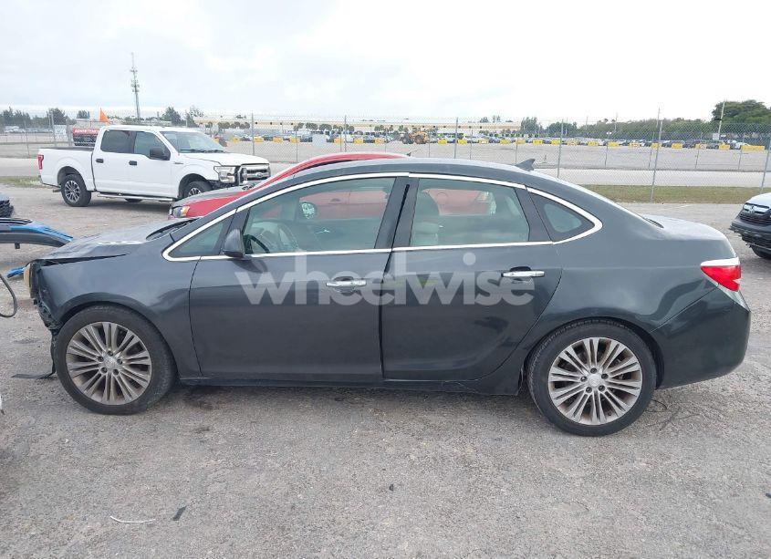 Photo 14 of 2014 Buick Verano (VIN 1G4PP5SK3E4178146)