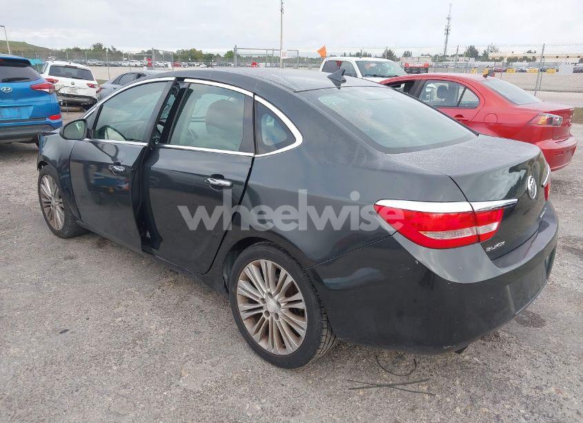 Photo 3 of 2014 Buick Verano (VIN 1G4PP5SK3E4178146)