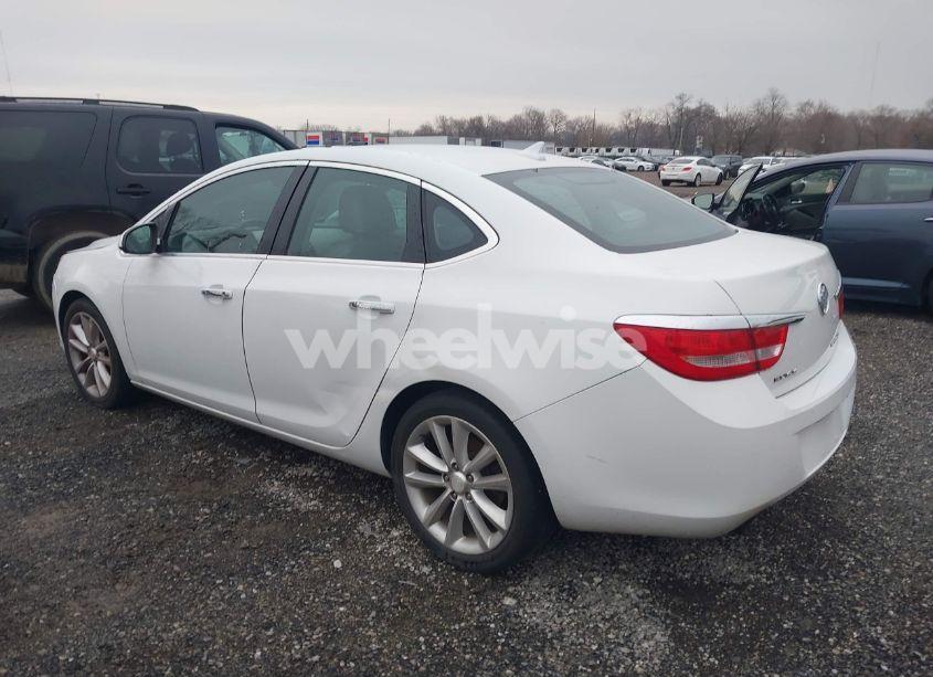 Photo 3 of 2014 Buick Verano (VIN 1G4PP5SK3E4215163)