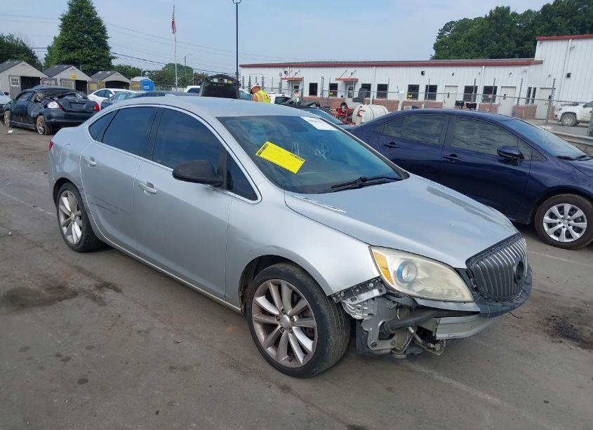 2015 Buick Verano (VIN 1G4PP5SK3F4146685) main photo