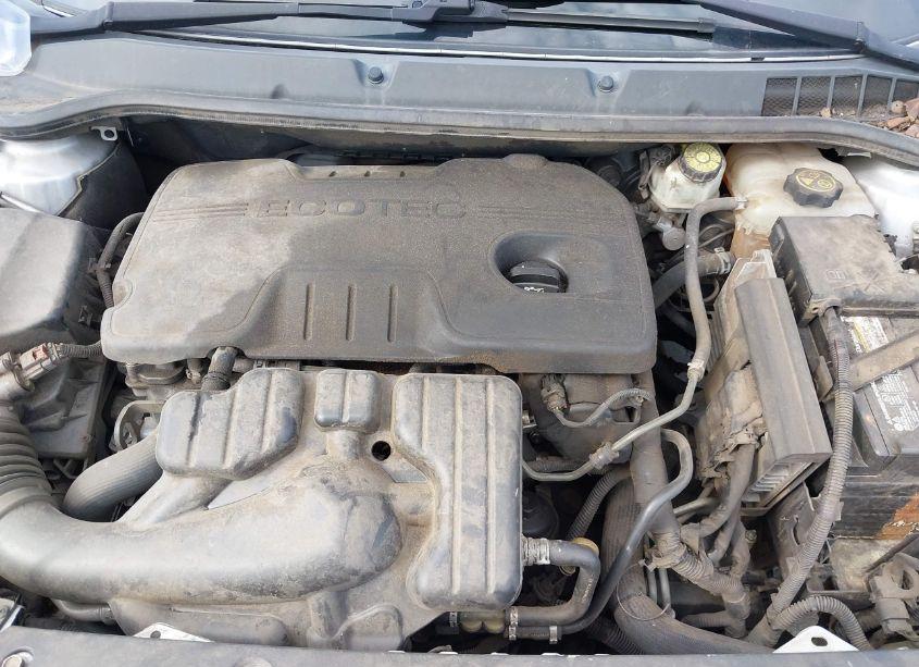 Photo 10 of 2015 Buick Verano (VIN 1G4PP5SK3F4146685)