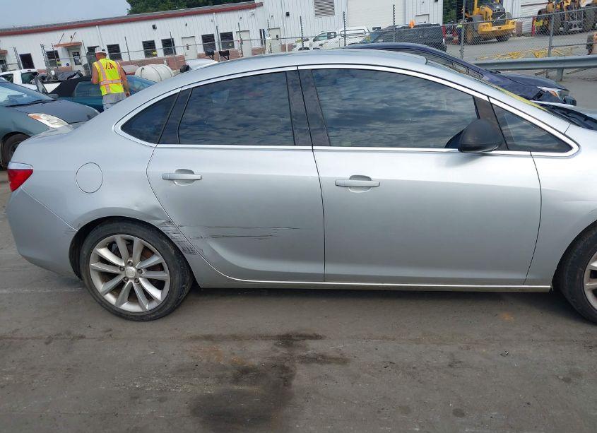 Photo 13 of 2015 Buick Verano (VIN 1G4PP5SK3F4146685)