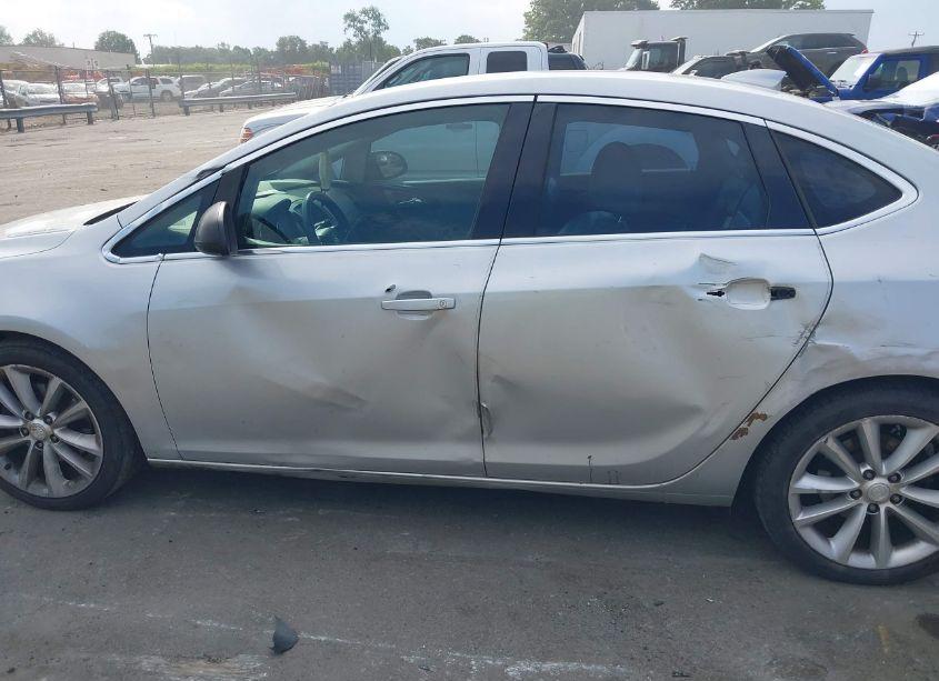 Photo 14 of 2015 Buick Verano (VIN 1G4PP5SK3F4146685)