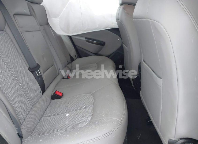 Photo 8 of 2015 Buick Verano (VIN 1G4PP5SK3F4192291)