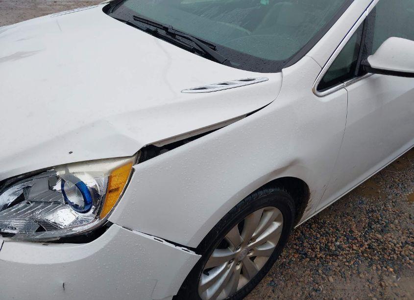 Photo 14 of 2015 Buick Verano (VIN 1G4PP5SK3F4215875)