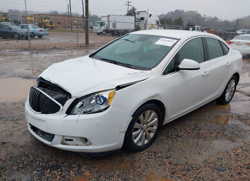 Photo 2 of 2015 Buick Verano (VIN 1G4PP5SK3F4215875)
