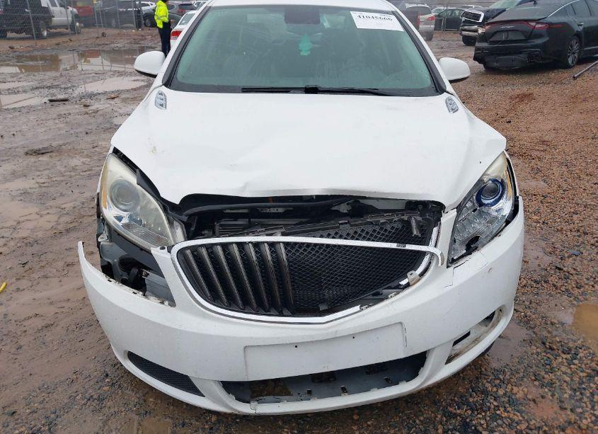 Photo 6 of 2015 Buick Verano (VIN 1G4PP5SK3F4215875)