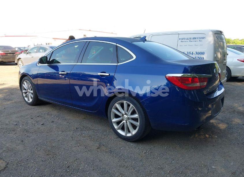 Photo 3 of 2013 Buick Verano (VIN 1G4PP5SK4D4134073)