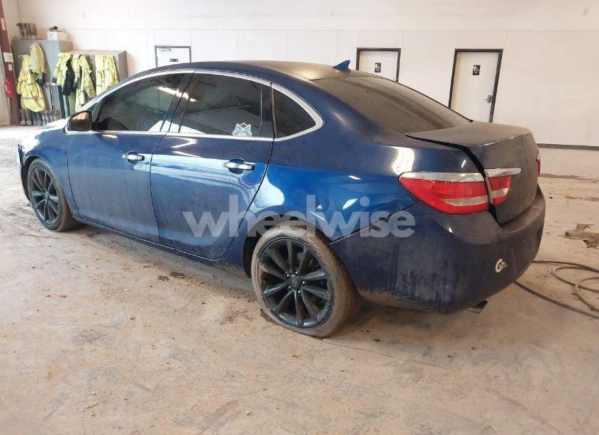 Photo 3 of 2013 Buick Verano (VIN 1G4PP5SK4D4224873)