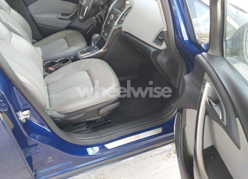 Photo 5 of 2014 Buick Verano (VIN 1G4PP5SK4E4107862)