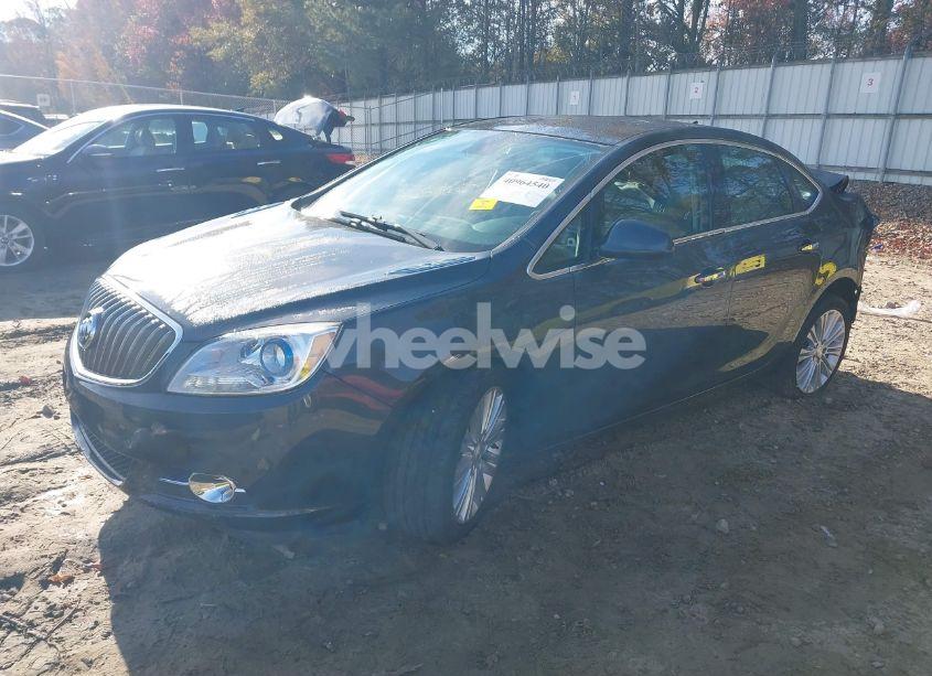 Photo 2 of 2014 Buick Verano (VIN 1G4PP5SK4E4150470)
