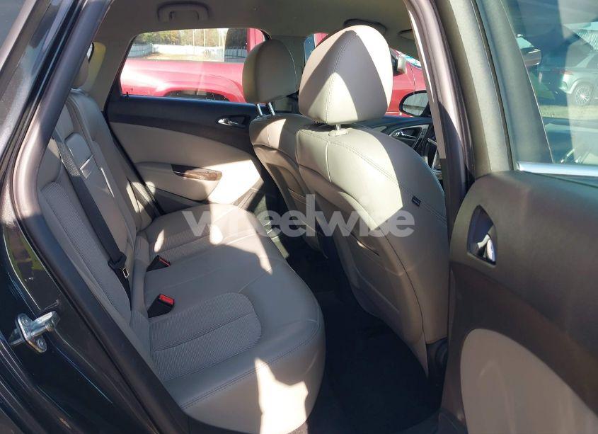 Photo 8 of 2014 Buick Verano (VIN 1G4PP5SK4E4150470)