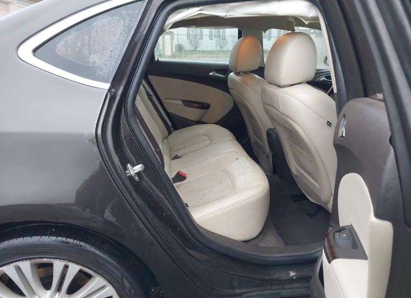 Photo 8 of 2014 Buick Verano (VIN 1G4PP5SK4E4150856)